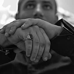 Komak Kon · Amir Tataloo