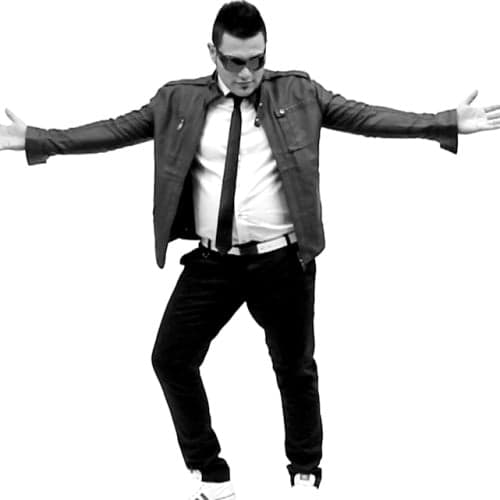 Eshghe To · Bahador