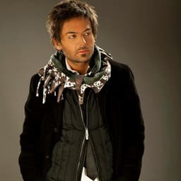 Faghat Toro Mikham · Behdad Pasha
