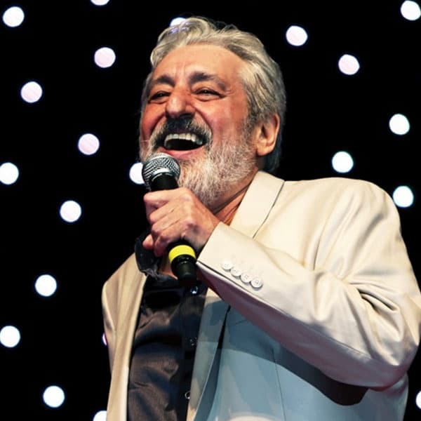 Pichak (Live) · Ebi