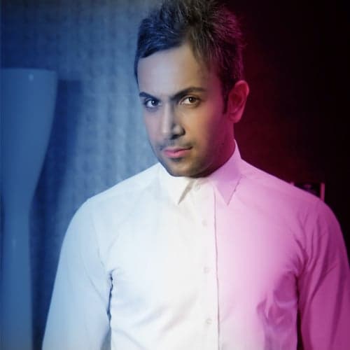 Kheili Azizi · Ehsan Paya