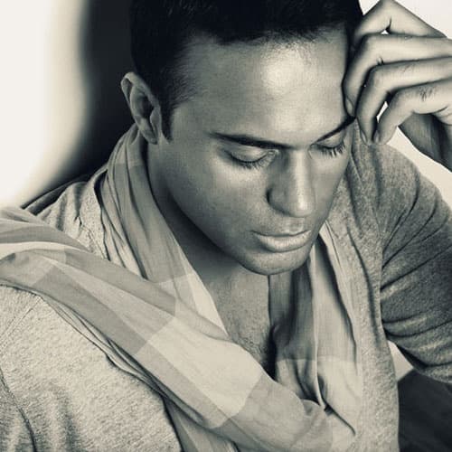 Eshgh Nazdik Ast · Hami