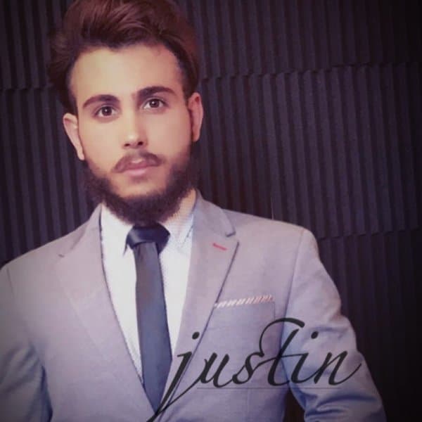 Tamom Shod · Justin