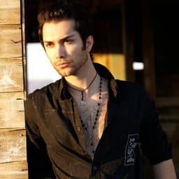 Dele Divooneh · Kami