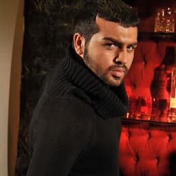 Vay · Mohsen Gholami