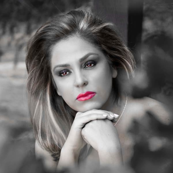 Delbare Man · Sara Diba