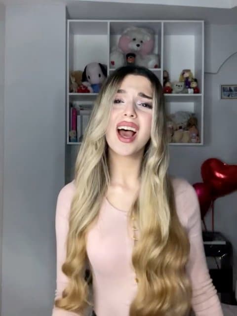 Amoo Hassan · Donya