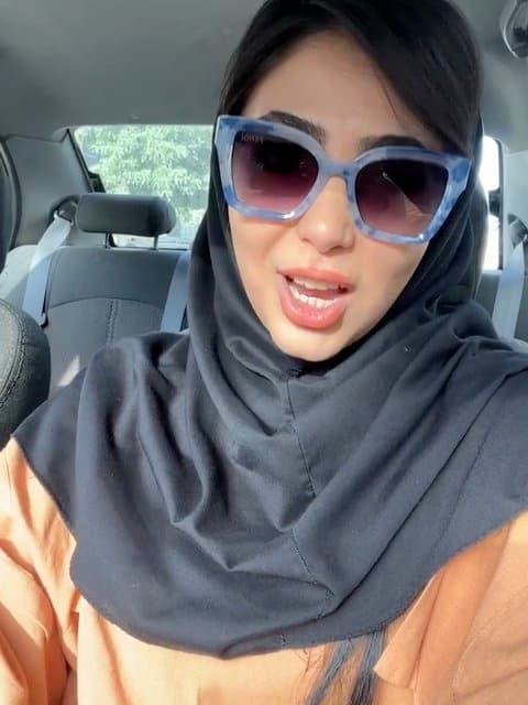 Miam Rooye Khatet (Ft Mehrad Hidden, Catchybeatz, & Ali Ardavan) · Sohrab MJ