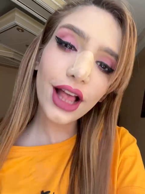 Amoo Hassan · Donya