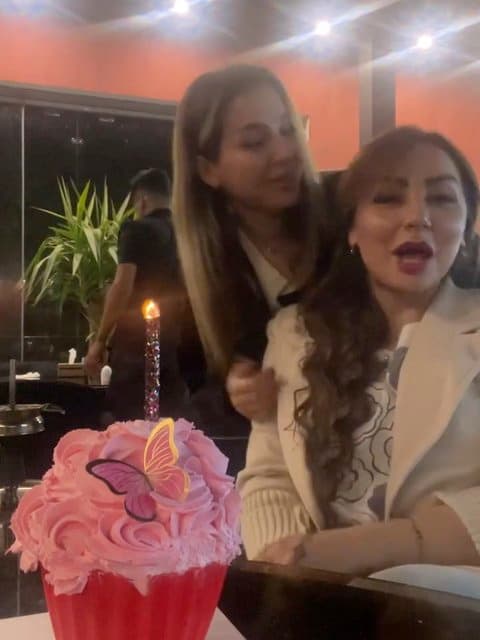 Shabe Eshgh · Behnam Bani