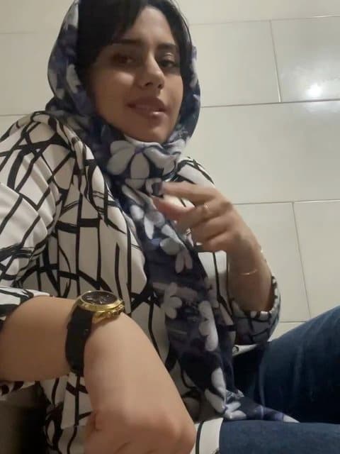 Jang Jang · Ahmad Saeedi