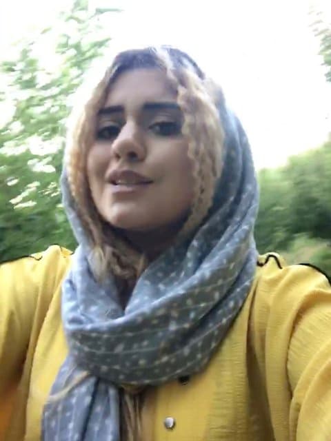 Abie Asemoon · Donya