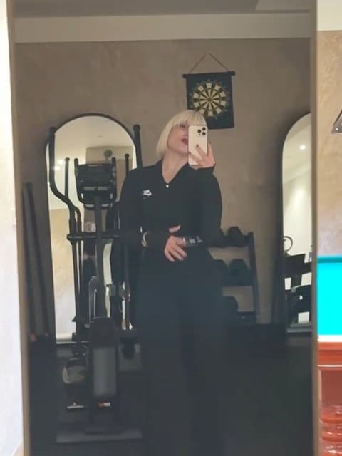 Yebare Dige (Ft Isam) · Sijal