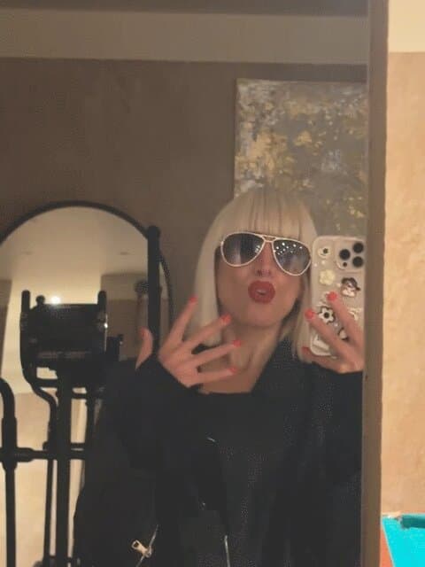 Mahe Ghermez (Ft Heliyom) · Sijal