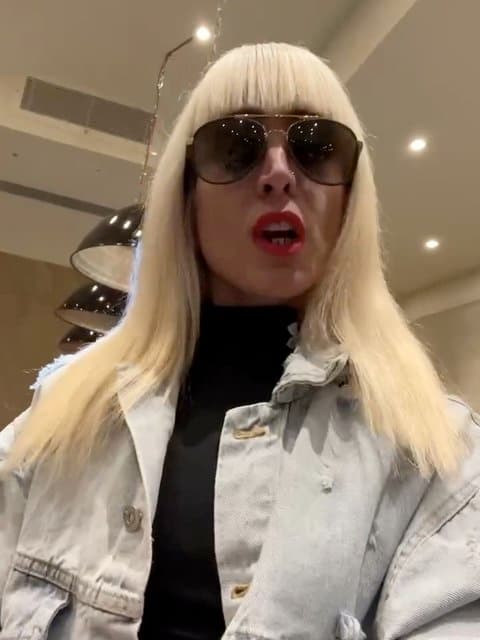 Divoone (Ft Melanie) · Armin 2AFM