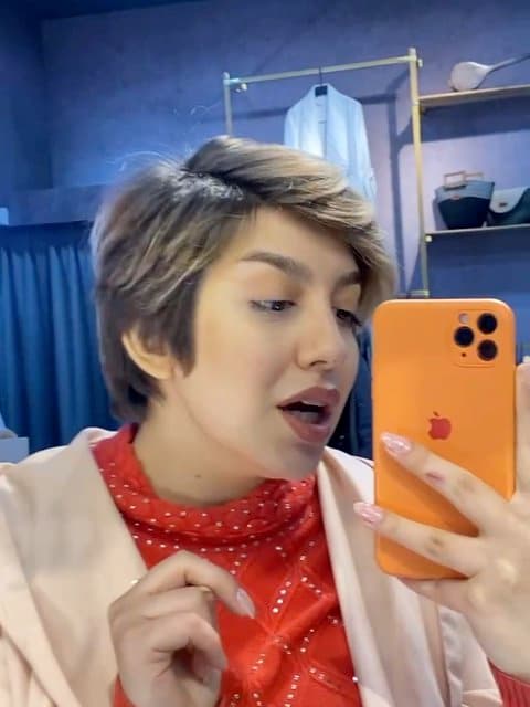 Iran Khanoom · Isan