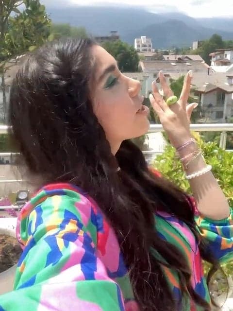 Azize Delami · Mansour