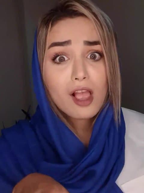 Abie Asemoon · Donya