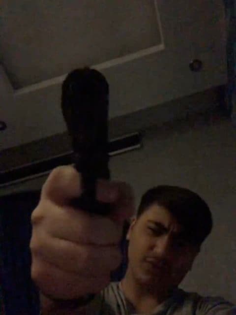 Ghotbe Shomal · Farzad Farzin