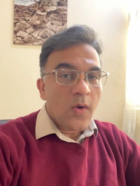 Mooye Sepid · Golpa