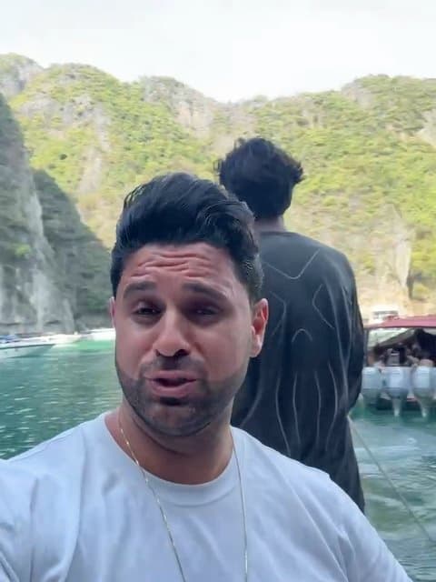 Hamaro Javab Kardam · Masoud Sadeghloo