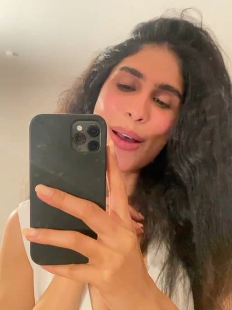 Atish Pareh · Mehdi Ahmadvand