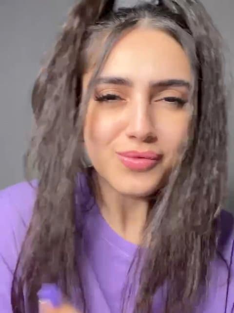 Bemooni Baham · Satin