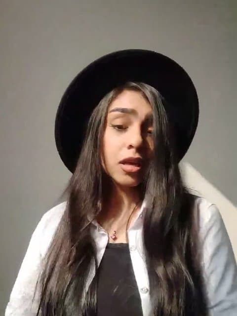 Bemooni Baham · Satin