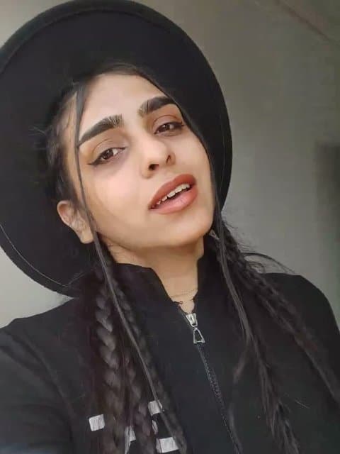 Man Mardam · Danial Moghaddam