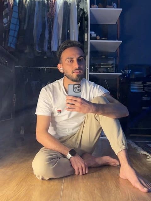 Nesfe Shab · Ali Yasini