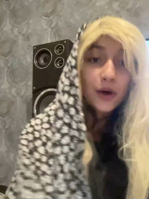 Hulu (Ft Arash) · Sasy