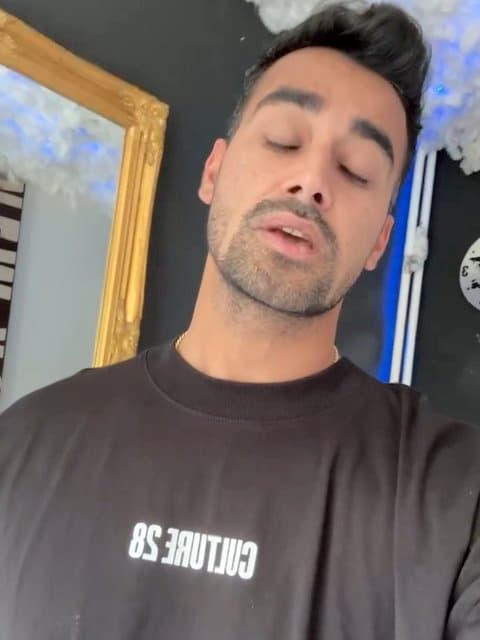 Yek Sal Gozasht · Naser Zeynali