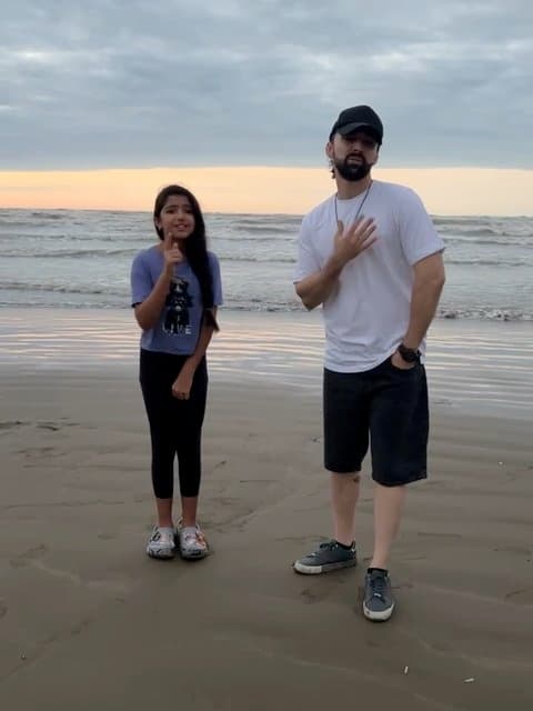 Shabe Eshgh · Behnam Bani