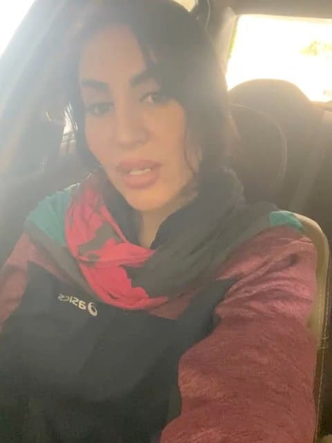 Dele Divouneh · Hayedeh