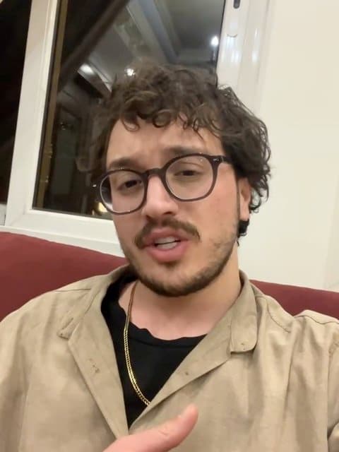 Nashkan Delamo · Mohsen Yeganeh