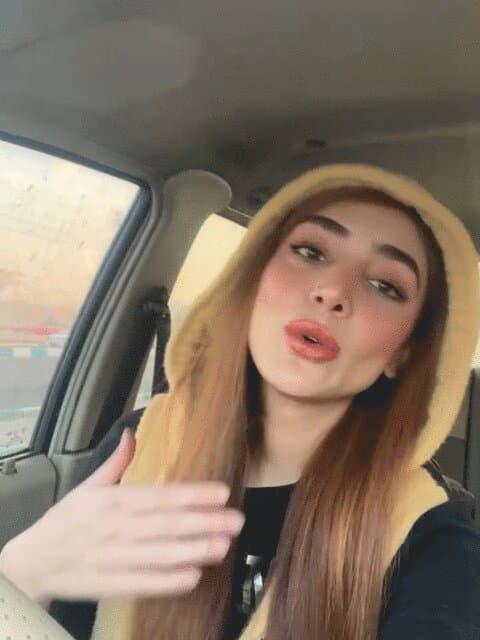 Ghararemoon Yadet Nareh · Mansour