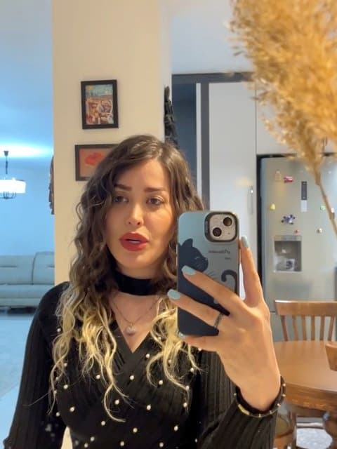 Tabestoon Kootahe · Zedbazi