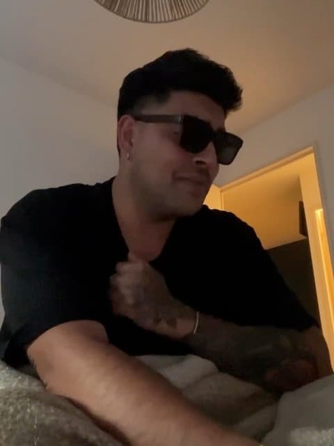 Parvaneh Var · Ehaam