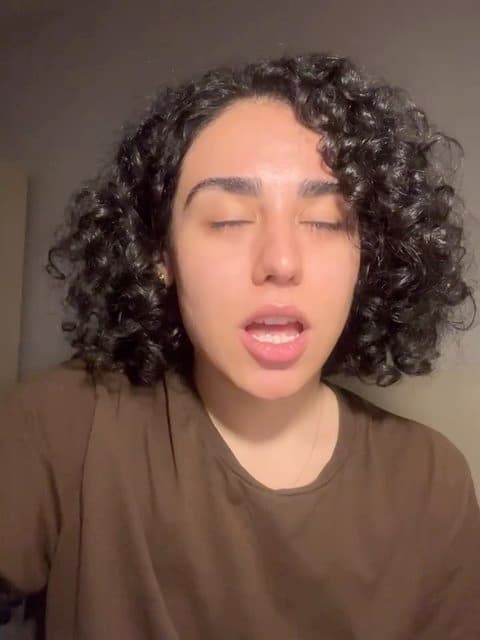 Ye Rooze Khoob Miad · Hichkas