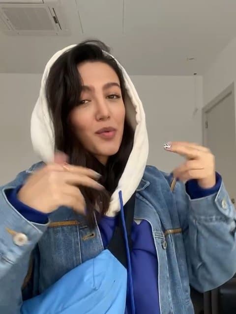 Shooresho Daravordi · Anita