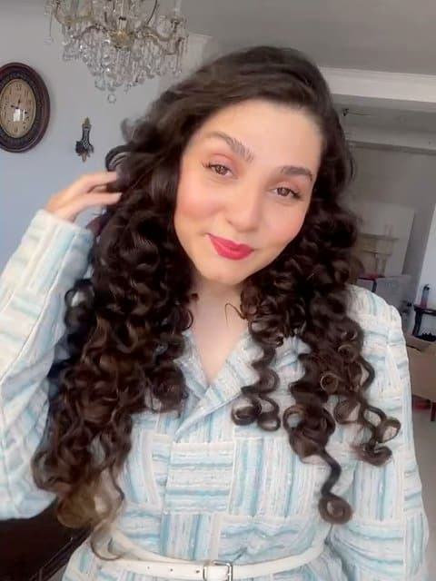 Bazi Esma · Hamed Homayoun