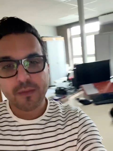 Baroon Delam Khast · Shadmehr Aghili