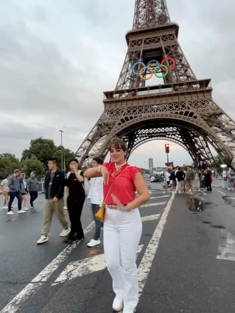 Shabeh Eshgh · Hayedeh