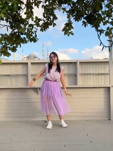 Marde Royaie · Helen