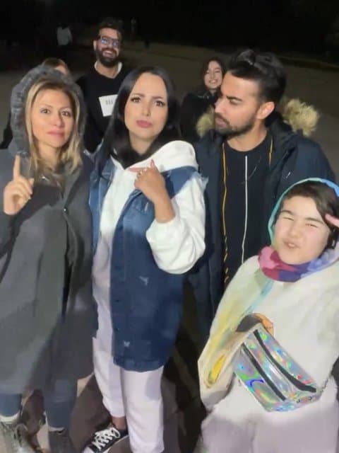 Shooresho Daravordi · Anita