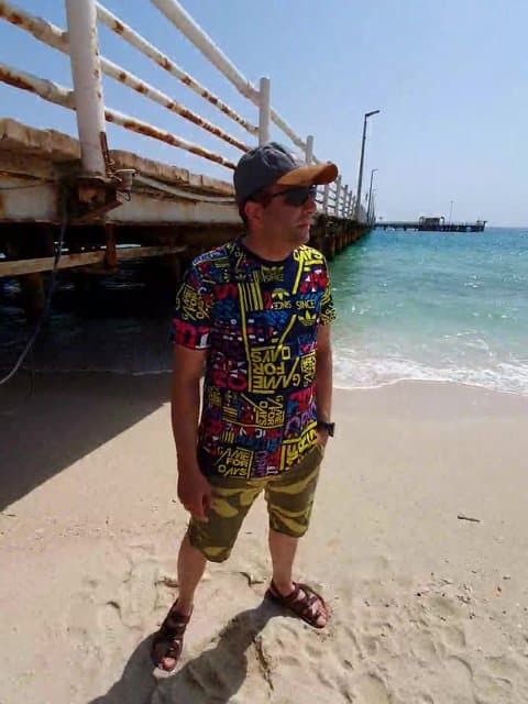 Divoonegi · Sirvan Khosravi