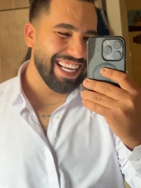 Pasho Bia · Reza Sadeghi