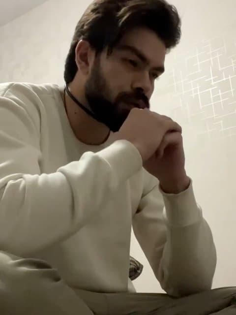 Tamoomesh Kon · Farzad Farzin