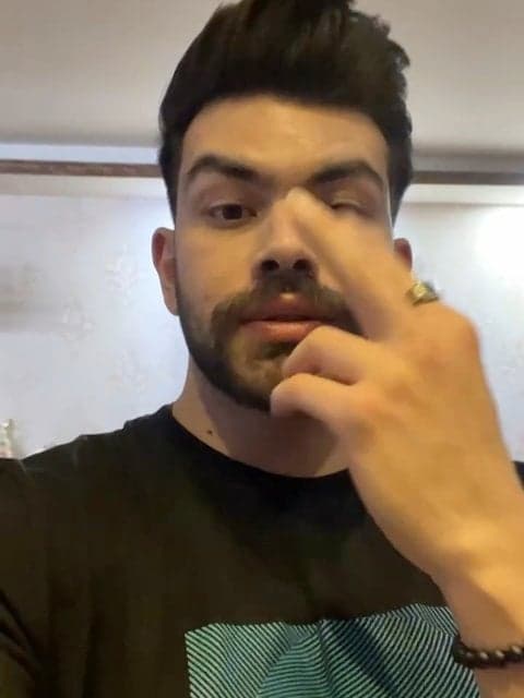 Zade Be Saram Havaye To · Moein Z