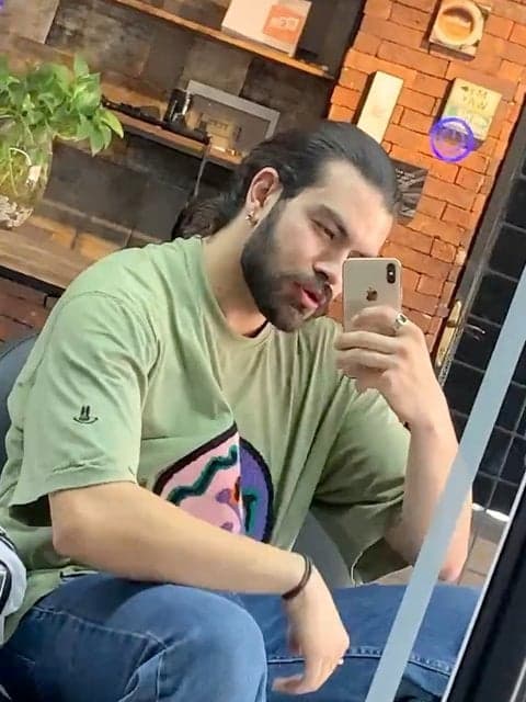 Shahre Gharib (Ft Shayan Eshraghi) · 021G